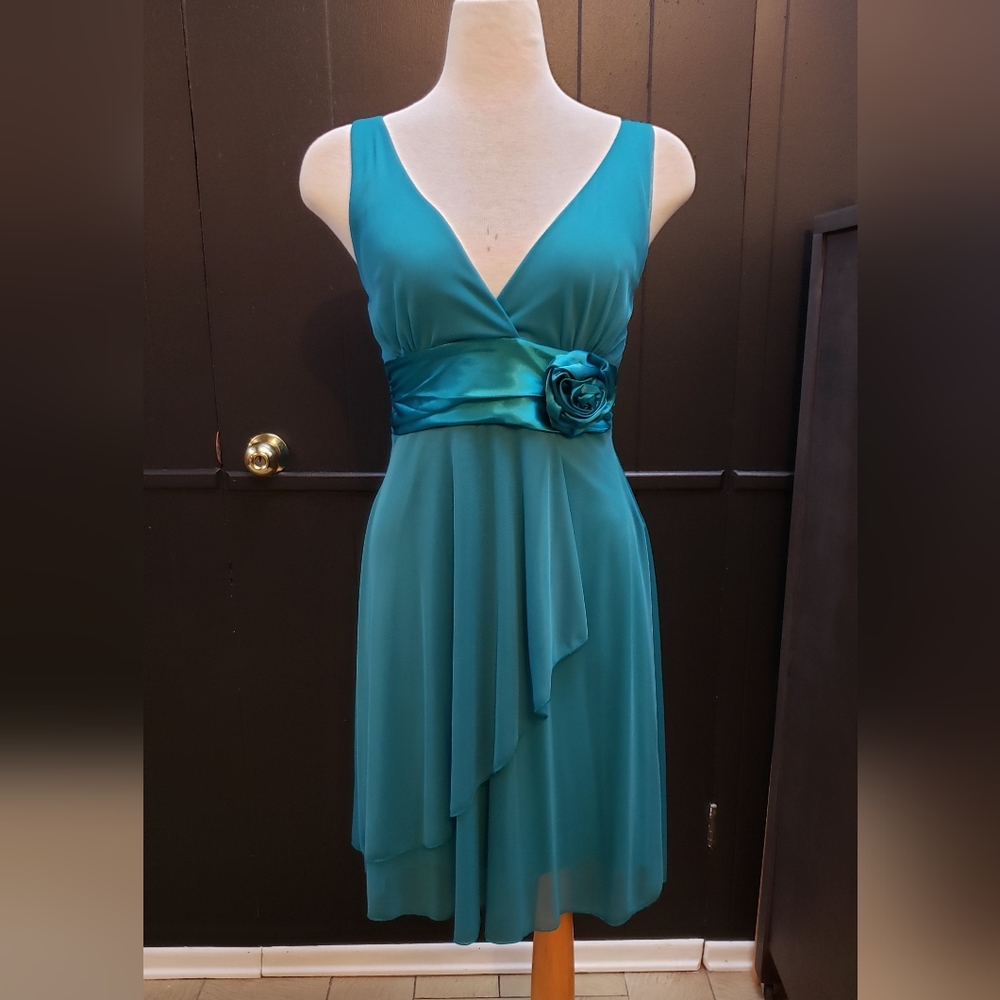 Beautiful teal dress size sm